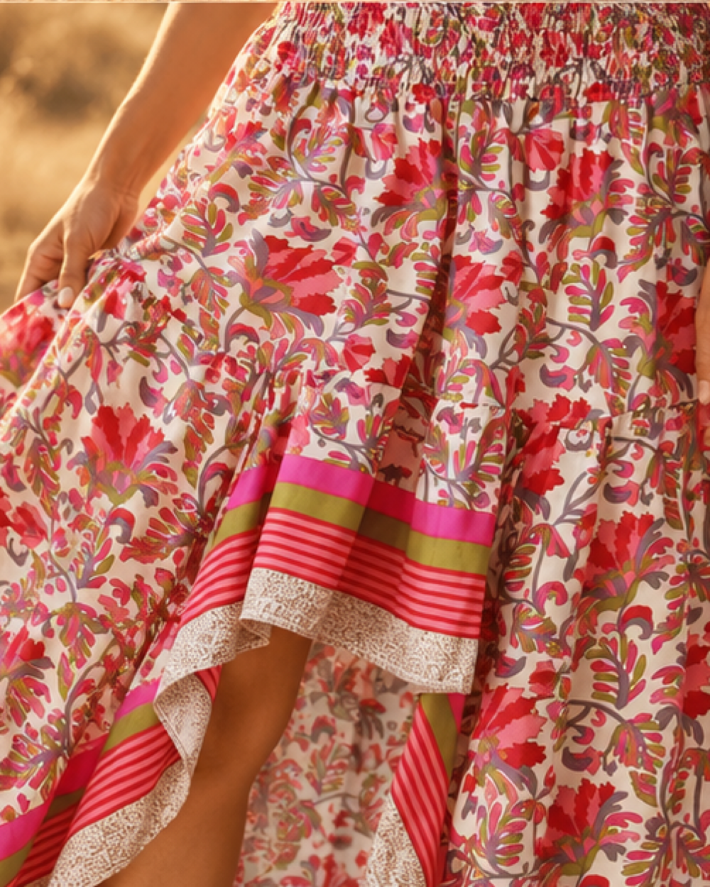 Boho Western Skirt - XL variant, close-up of fabric and garment details